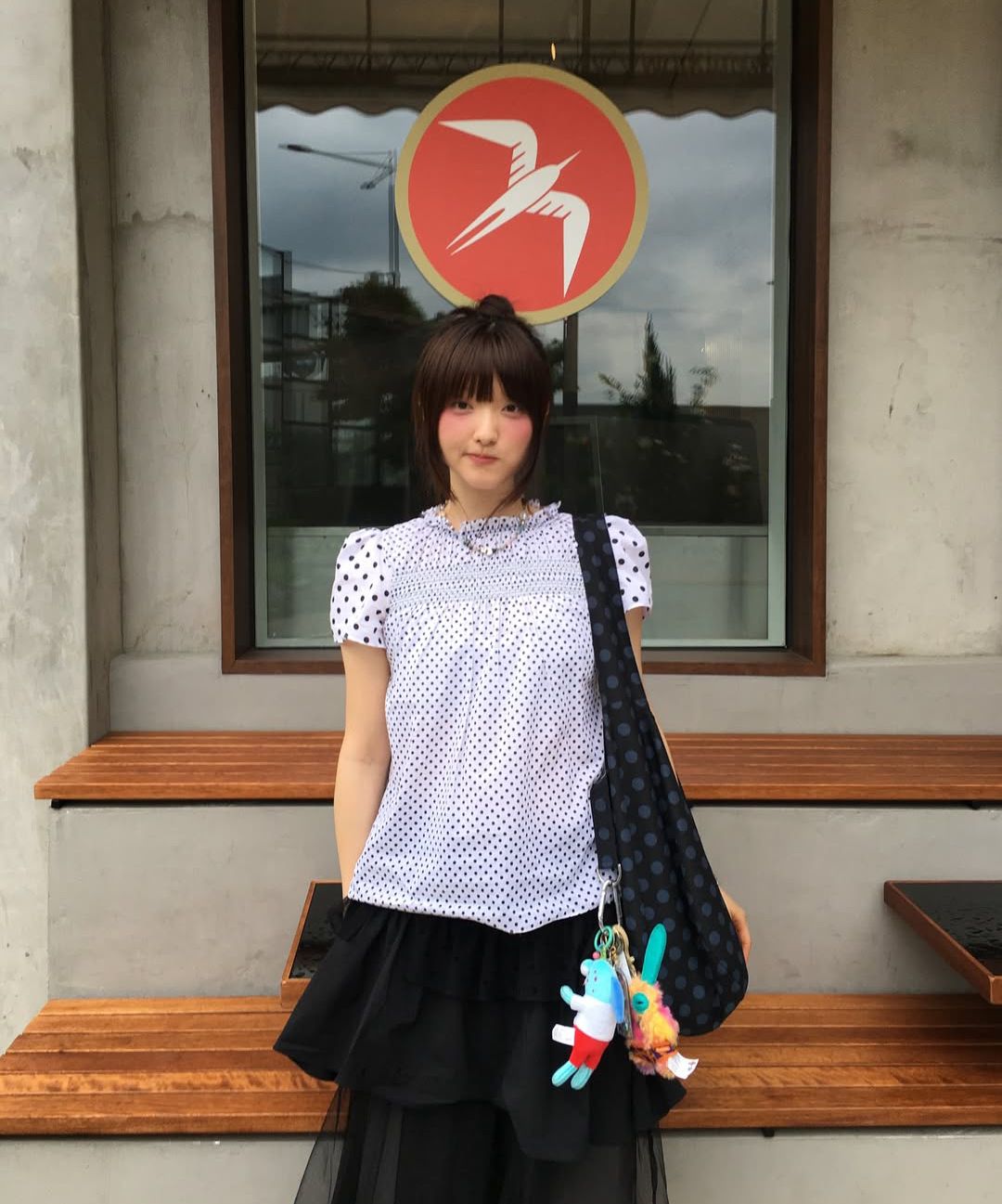 MUSINSA公式 | ITZAVIBE REVERSIBLE DOT BAG
