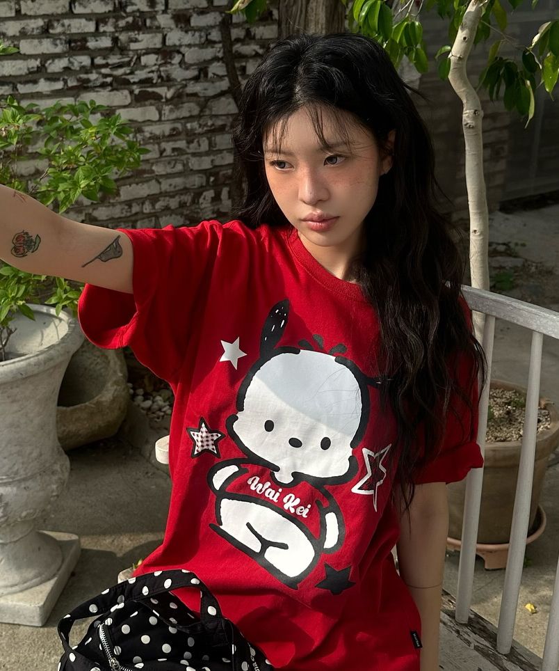 ★WAIKEI★ Pochaco with star short sleeve t-shirt black YKBE MUSINSA | WAI KEI Pochaco with star short sleeve t-shirt black