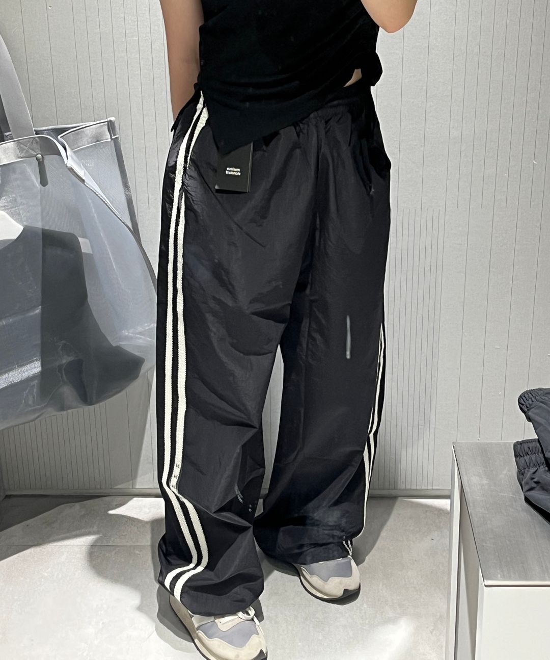 MUSINSA STANDARD ■ Women's Nylon Wide Lace Track Pants MUSINSA | MUSINSA STANDARD WOMAN Women's Nylon Wide Lace