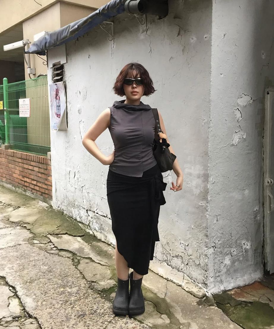 ★MISEKI SEOUL★ COWL NECK PINTUCK SLEEVELESS MUSINSA公式 | MISEKI SEOUL Cowl neck pintuck sleeveless CHARCOAL