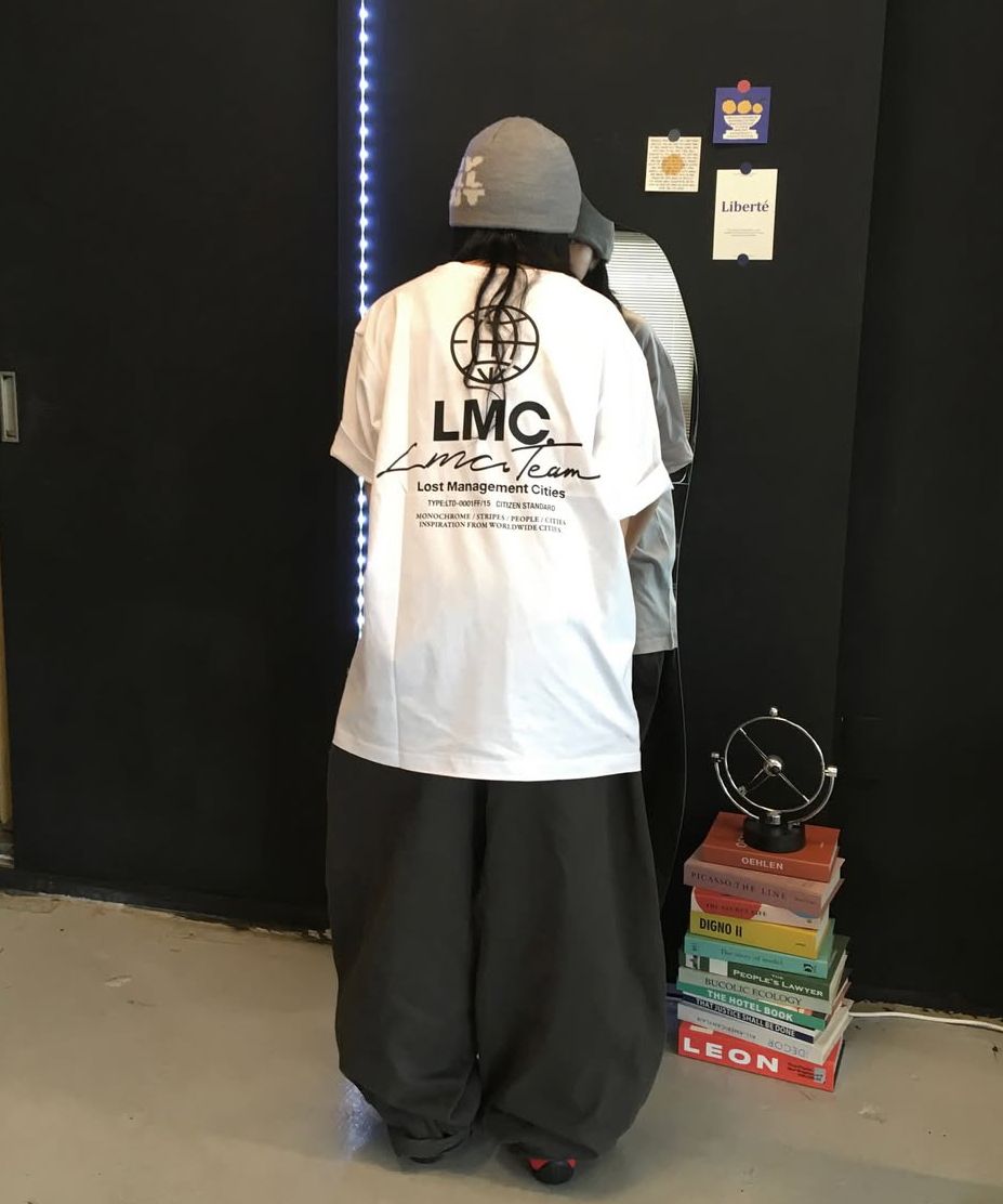 【LMC】 SIGNATURE COMBO TEE ‐BLACK MUSINSA | LMC SIGNATURE COMBO TEE black