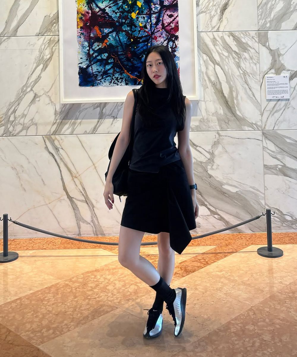 MUSINSA | MISEKI SEOUL Cowl neck pintuck sleeveless BLACK