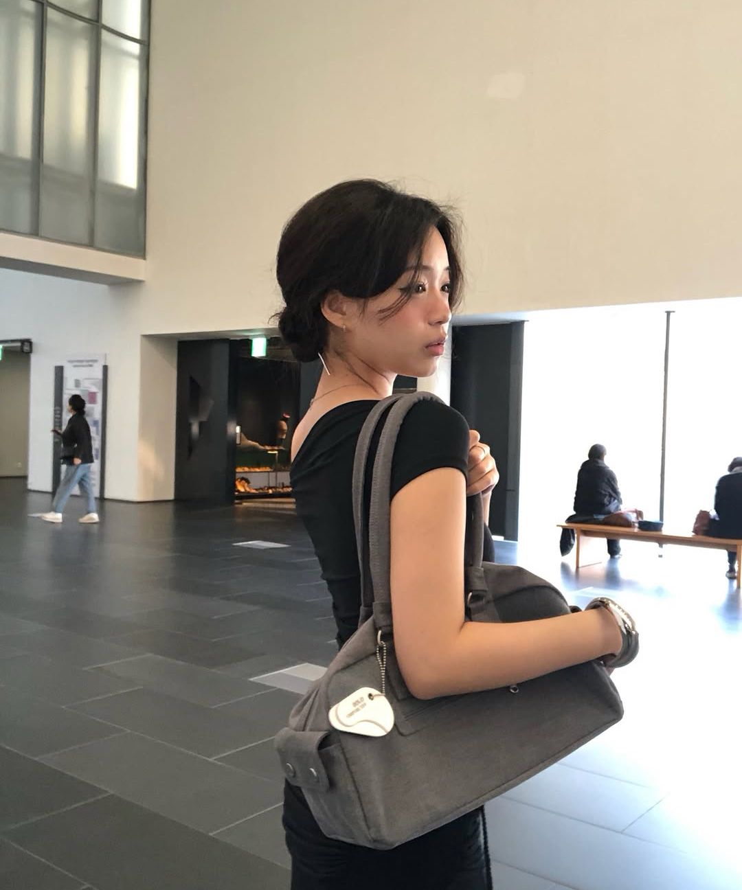 【OJOS】25ss Detachable Keyring Baguette Bag MUSINSA公式 | OJOS Detachable Keyring Baguette Bag / Stone Blue