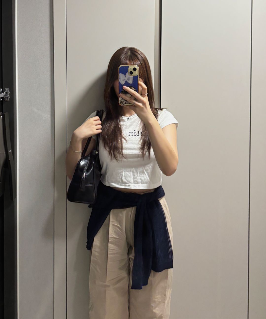 無料配送 ◆ MATIN KIM ◆ PRINT MIXED CROP TOP PRINT MIXED CROP TOP IN WHITE - MATINKIM
