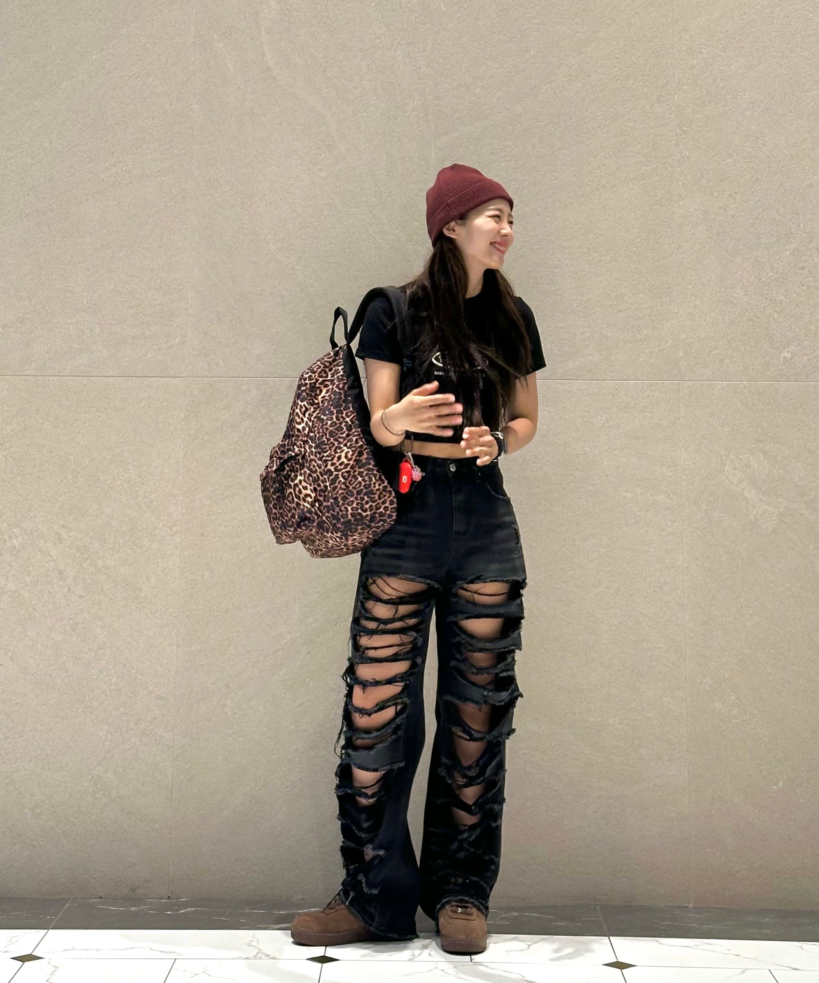 MUSINSA | ROCKCAKE Pia Damage Wide Jeans - Black