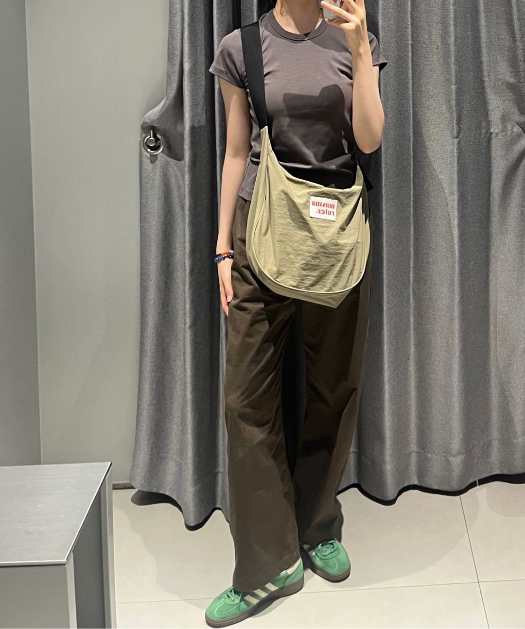 MUSINSA | MASMARULEZ Halfmoon cross bag _ Beige