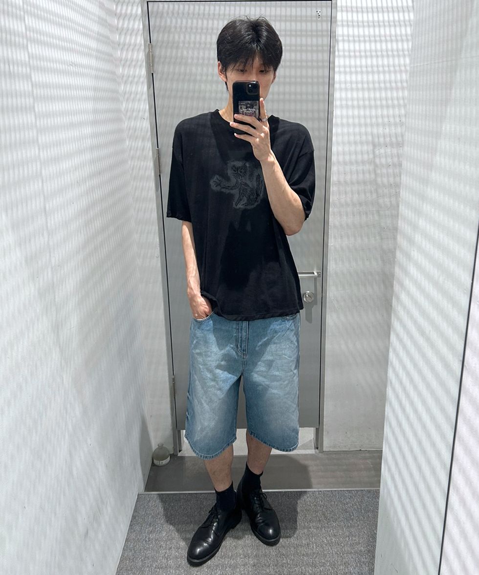 MUSINSA | INSILENCE CAT GRAPHIC SHEARED T-SHIRT OFF WHITE