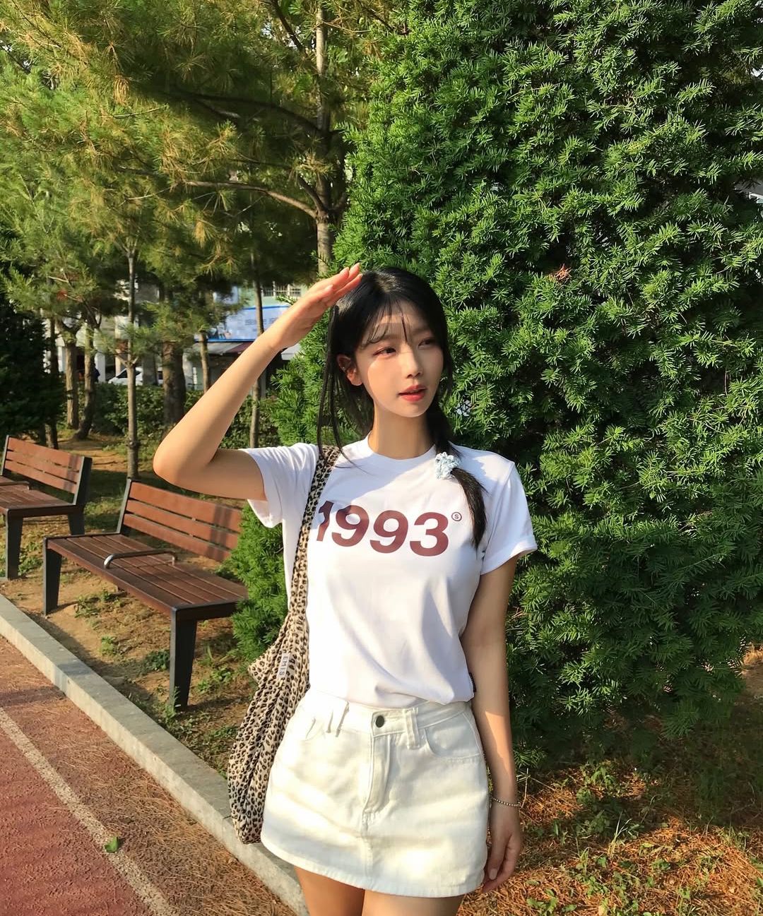 Tシャツ・カットソー 1993STUDIO 1993 BIG LOGO WOMAN REGULAR FIT T-SHIRT 4FK1101 MUSINSA | 1993STUDIO 1993 Big Logo Women's Regular Fit T