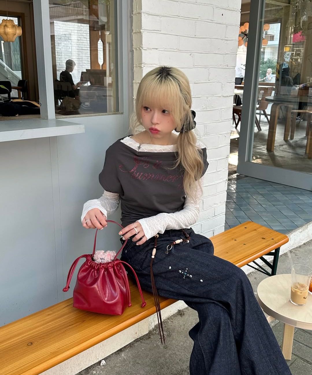MUSINSA | LUV IS TRUE SM GLITTER OFFSHOULDER TEE(PINK)