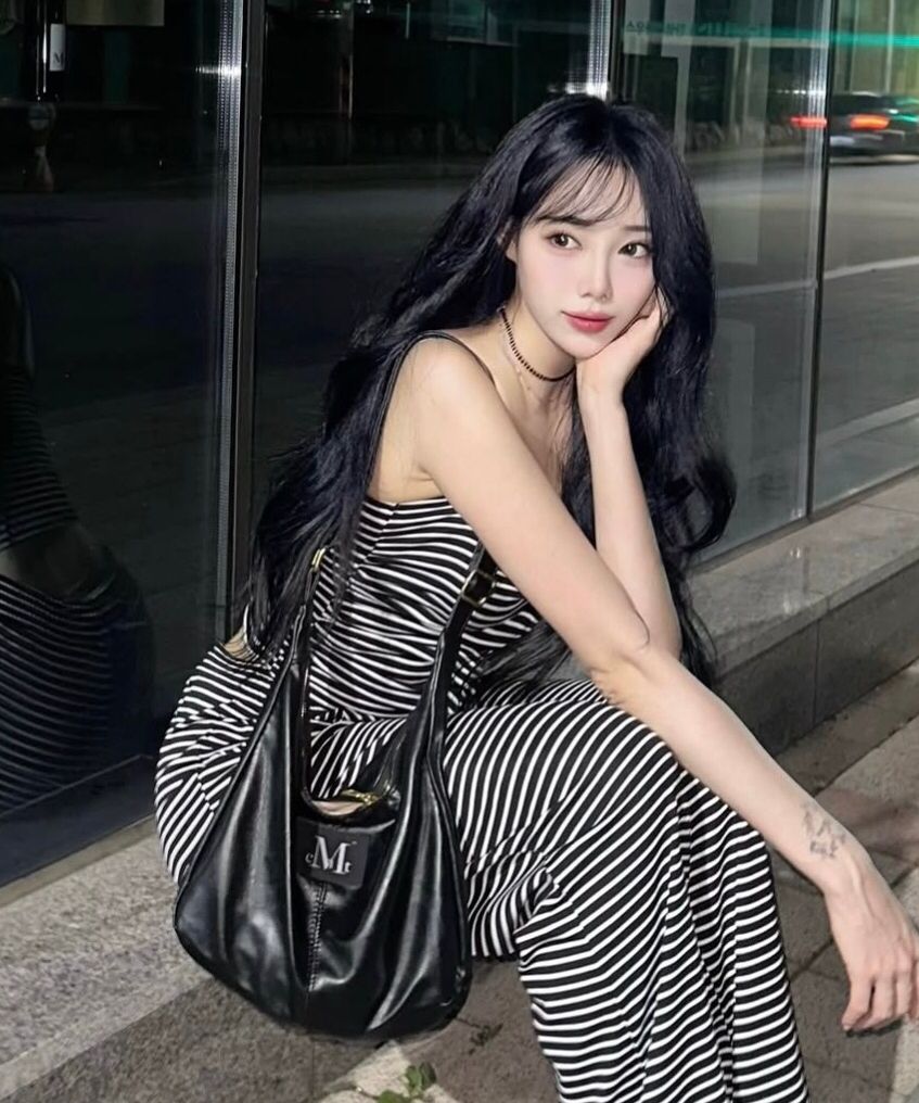 ショルダーバッグ・ポシェット ^MUCENT^ Merin Gold Line Leather Shoulder Bag Unisex 2 Color MUSINSA公式 | MUCENT Merin Gold Line Leather Shoulder Bag