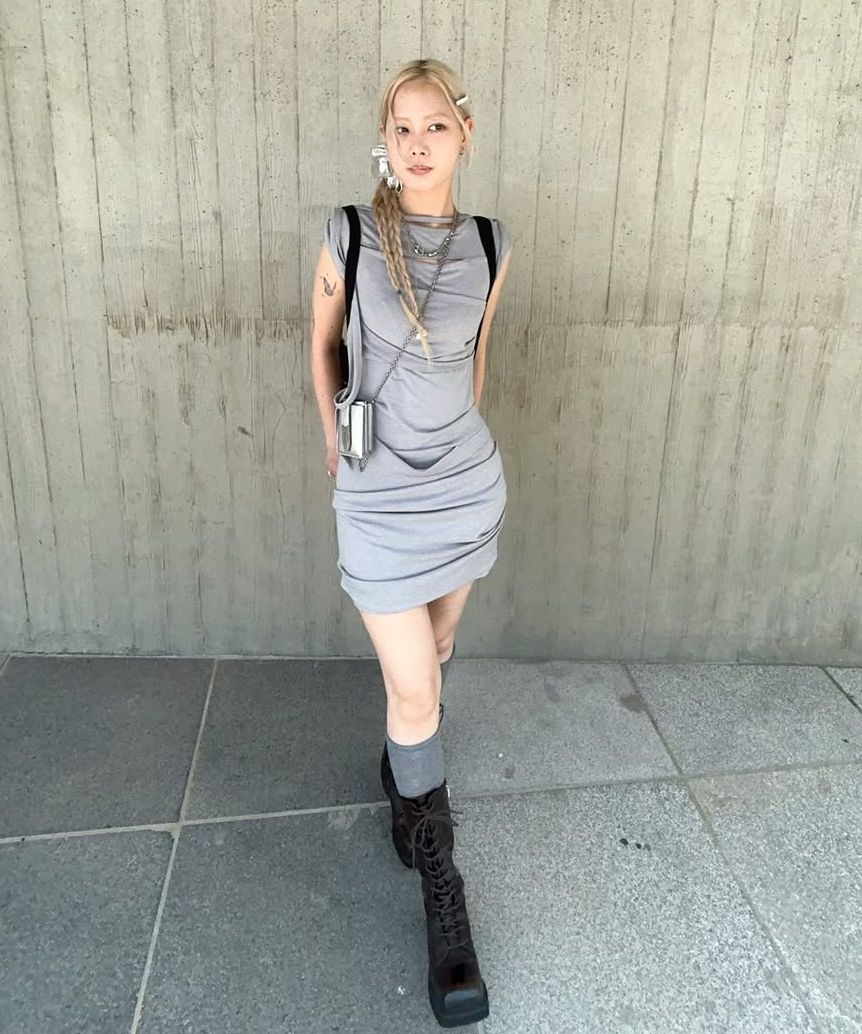 ●FLARE UP● Asymmetrical Draped Strap Roll-Up Dress (3色) MUSINSA | FLAREUP Asymmetrical Draped Strap Roll-Up Dress