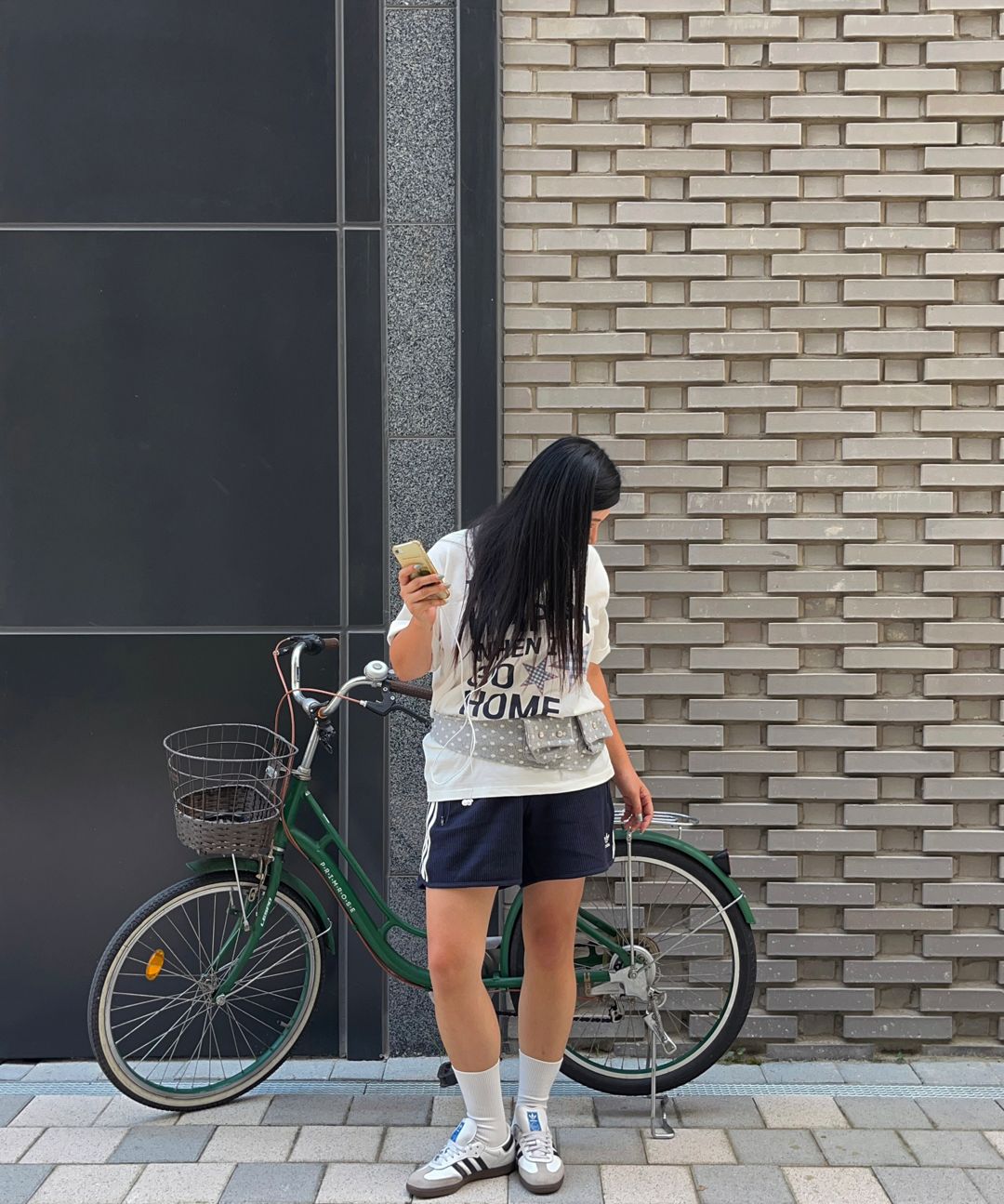 MUSINSA公式 | WAI KEI I am HAPPY short sleeve t-shirt pink