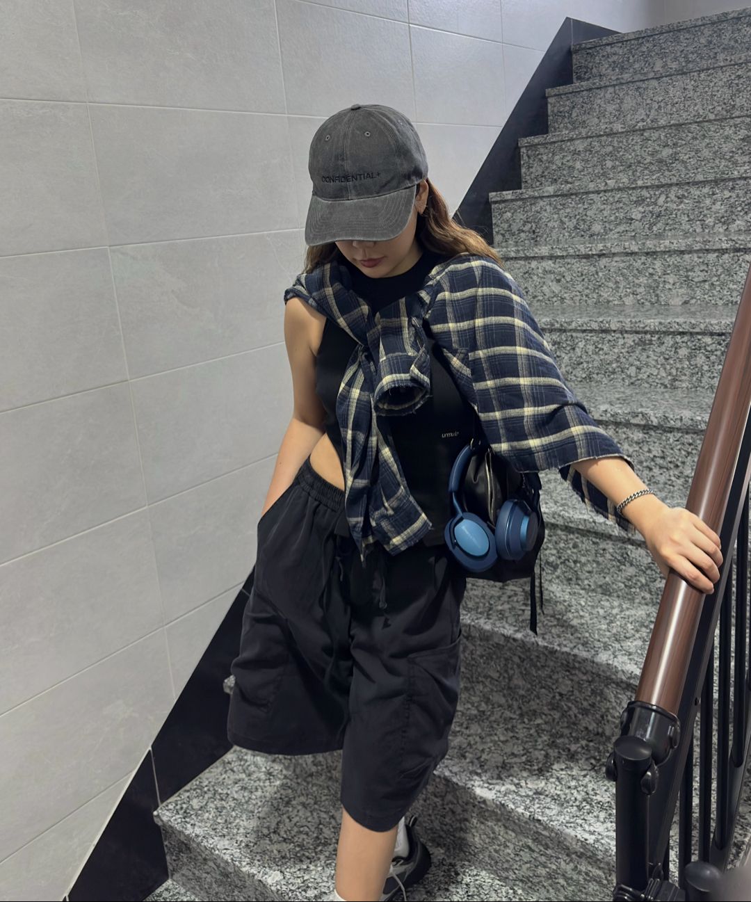 【MAISON MINED】24SS★ MIM RAW CUT BALL CAP MUSINSA | LADY VOLUME CONFIDENTIAL STONE WASHED BALL CAP (BLUE)