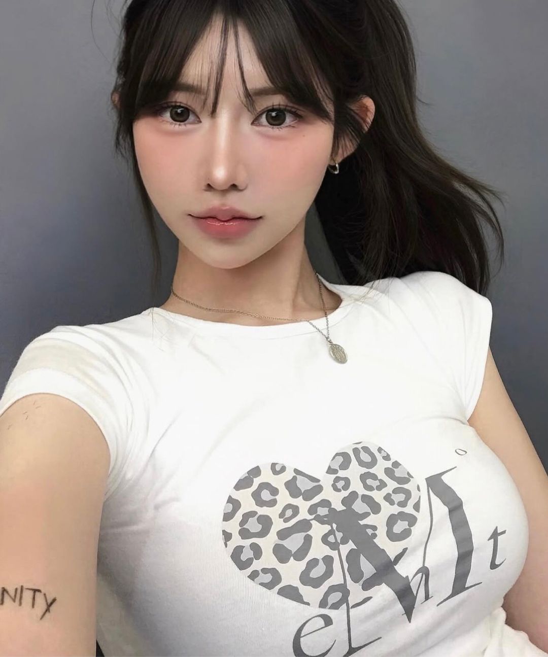 ムセント　Sierra Hopi Heart Short Sleeve Tee MUSINSA | MUCENT Sierra Hopi Heart Short Sleeve Tee Unisex