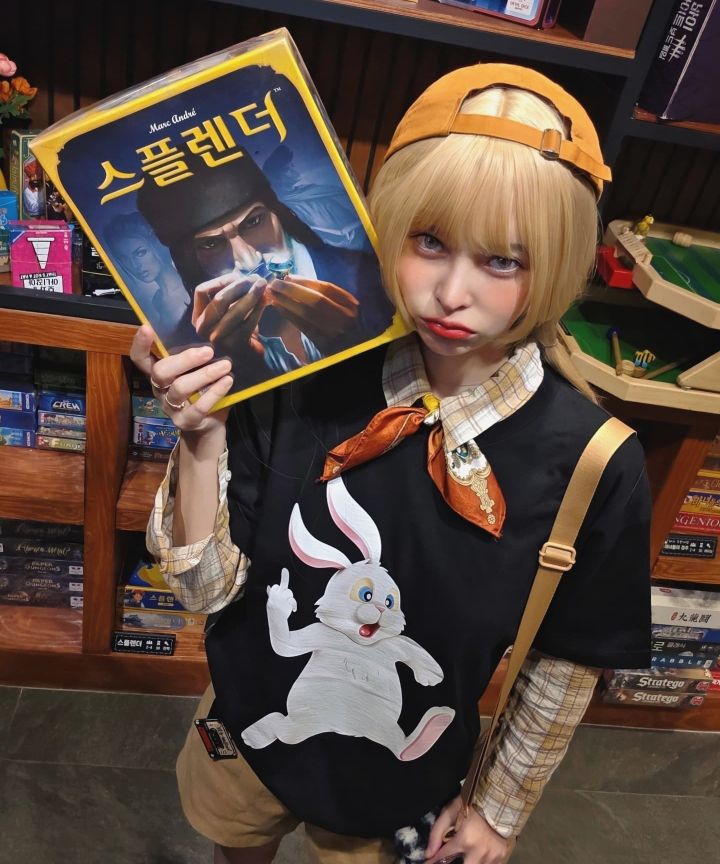 Tシャツ・カットソー LAUGHER Puck and Run Bunny Pink T-Shirt White TS66 MUSINSA | LAUGHER Puck and Run Bunny (Pink) 3D T-Shirt - White