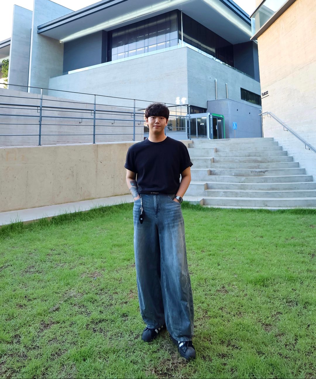 MUSINSA | MUSINSA STANDARD [Cool Standard] Relax Fit Crew