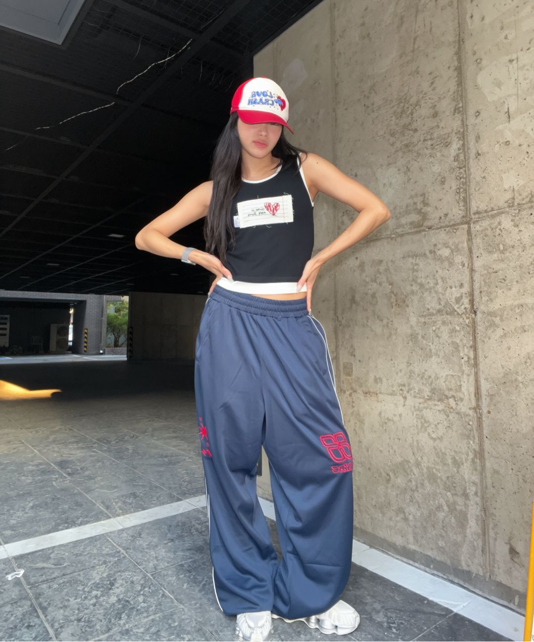 [XTONZ] SHINE PIPING WIDE TRACK PANTS ★大人気★ MUSINSA | XTONZ XP260 SHINE PIPING WIDE TRACK PANTS (BLACK)