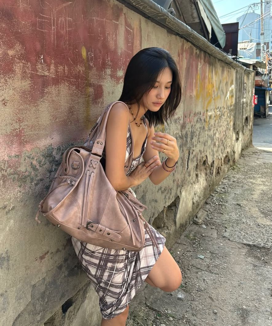 MUSINSA | FANCY CLUB [PERSONAL SPACE] Belted Washed Leather