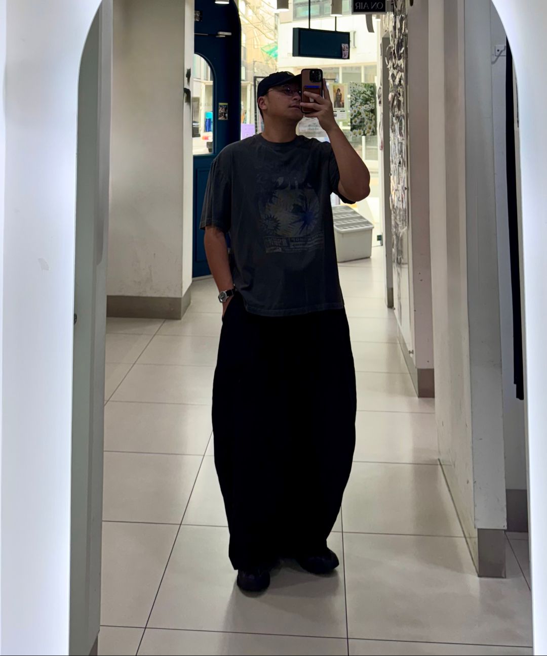 MUSINSA | ANGLAN Essential Easy Balloon Pants - Black