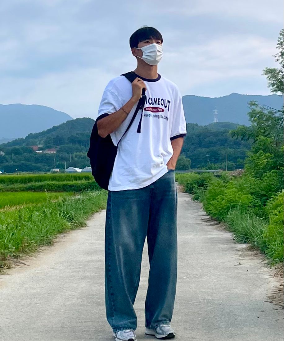 MUSINSA | URBANDTYPE Sun Out Lettering Terry Ringer T-Shirt_Blue