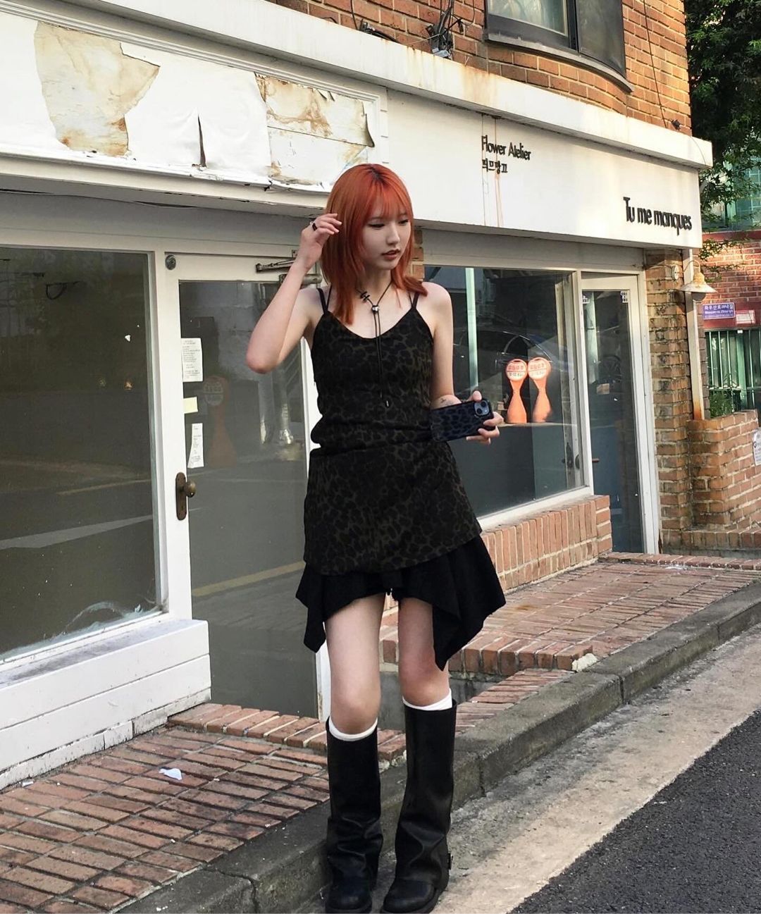 MUSINSA公式 | MISEKI SEOUL Unbalanced flow mini skirt CHECK