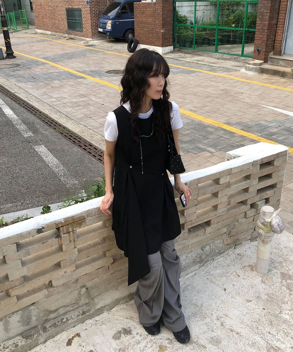 MUSINSA | MISEKI SEOUL Billow sheer sleeveless one piece BLACK