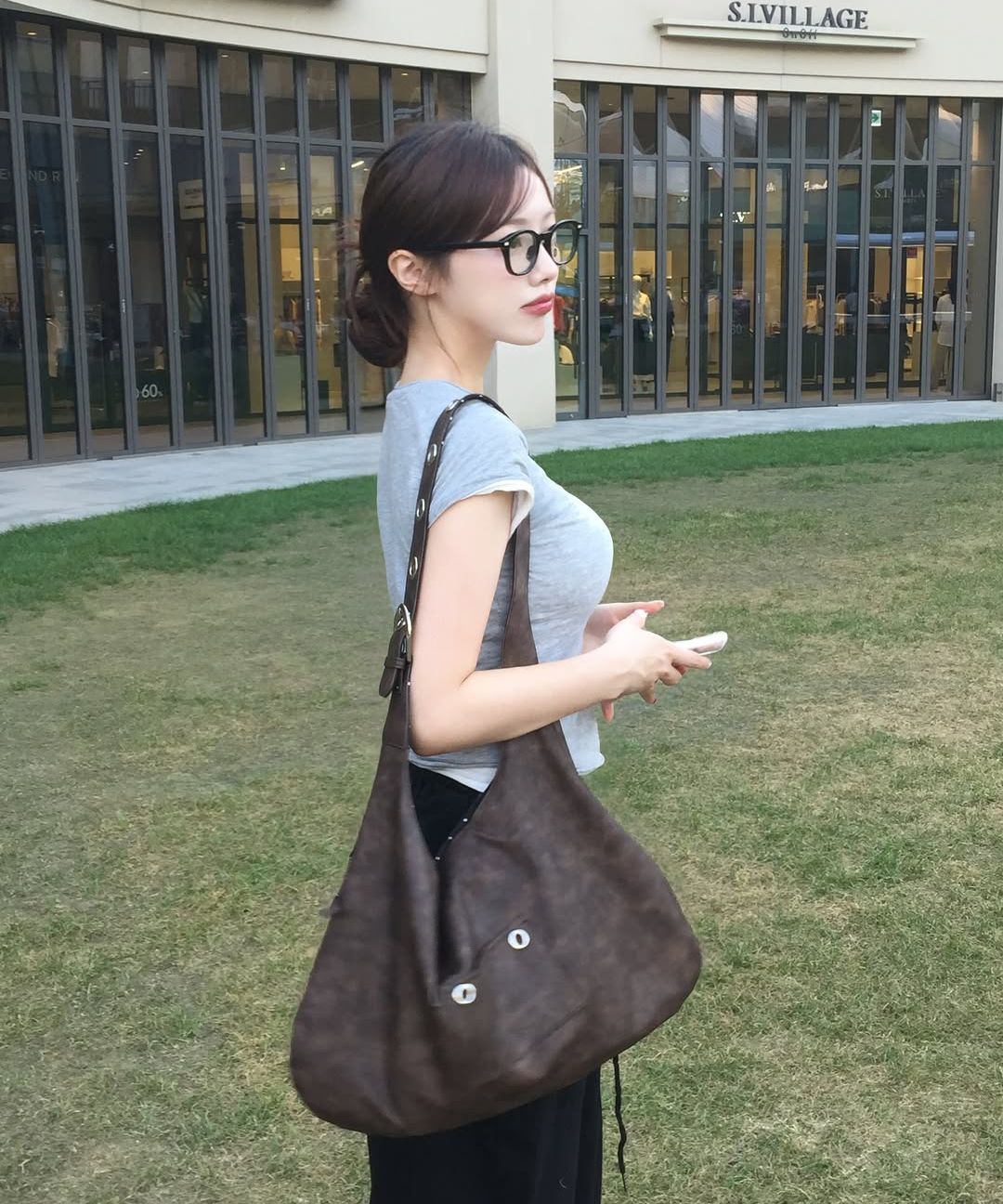 MUSINSA | LETERIE BUCKLE REVERSIBLE SHOULDER BAG_3COLOR