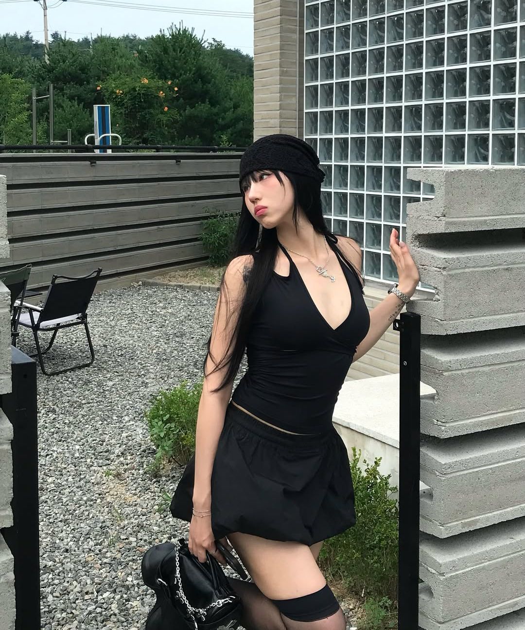 MUSINSA | BADBLOOD Dark Billy Nylon Balloon Mini Skirt - Black