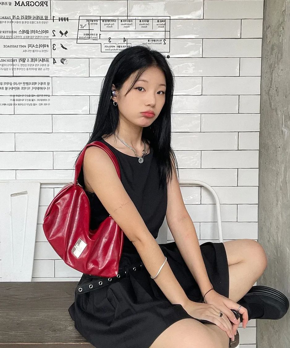 MUSINSA | MISEKI SEOUL Pleats one piece CHARCOAL