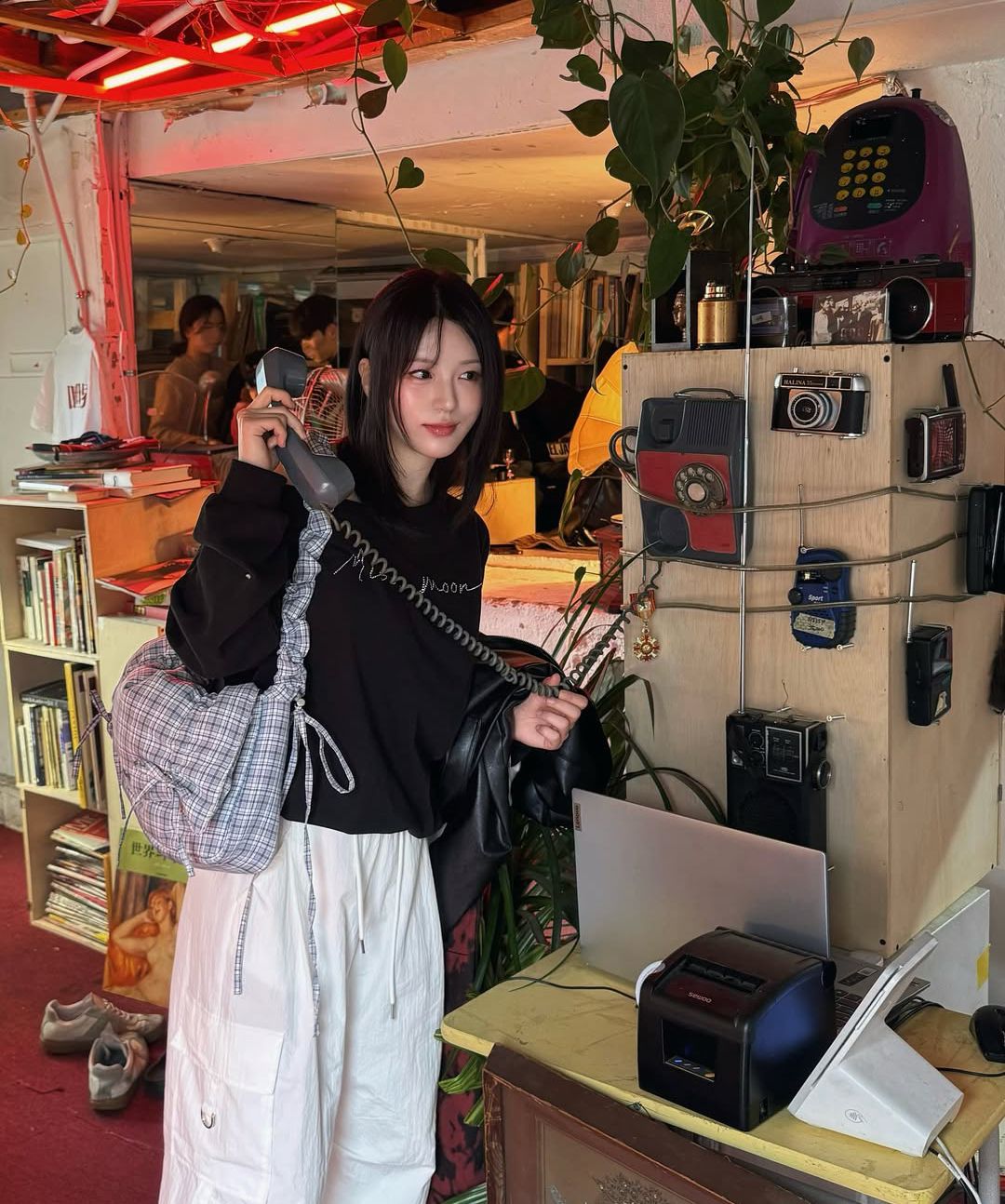 在庫あり即納可 fallet ダブルリボンシャーリングバッグ レッド 【公式 