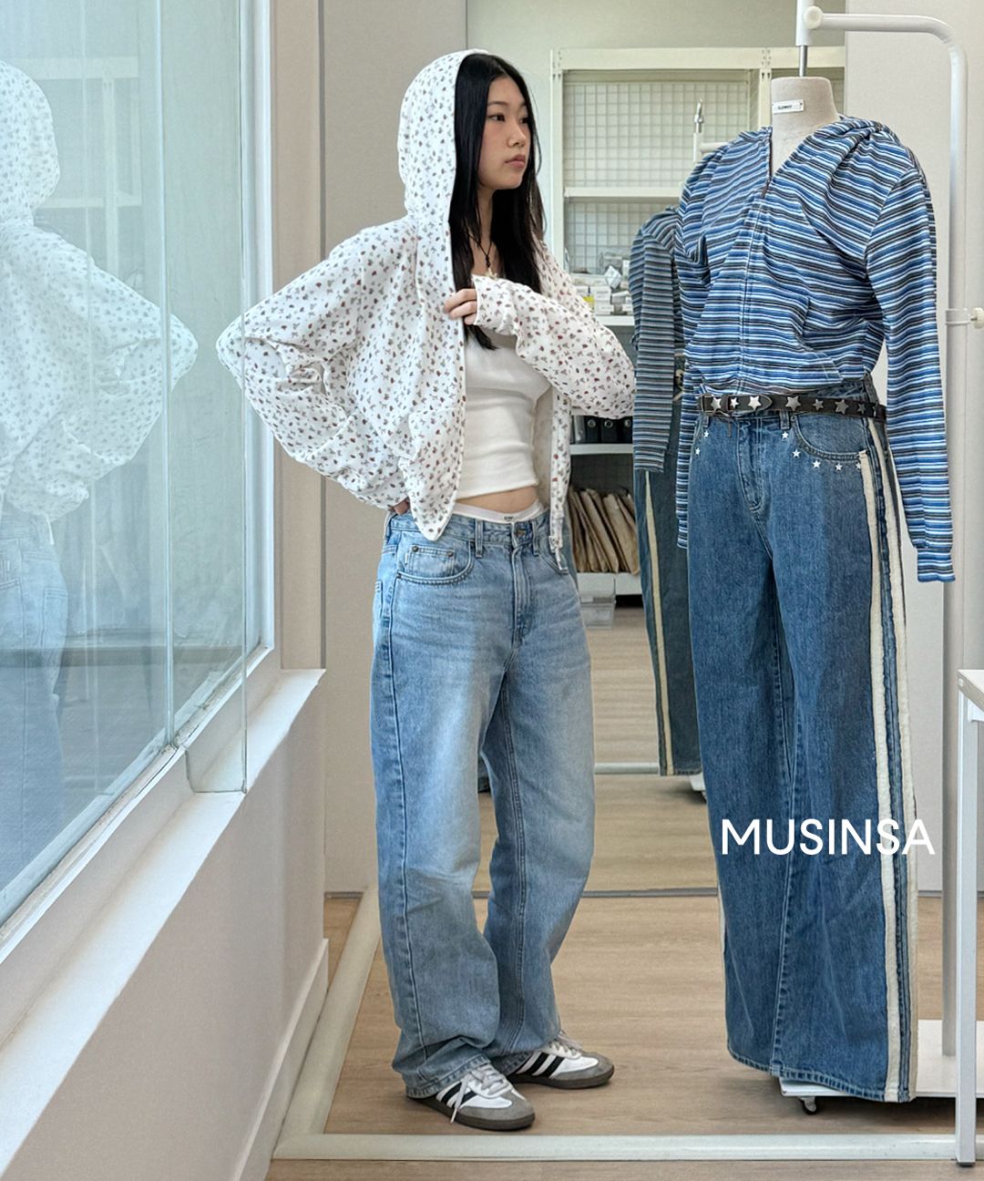 【GLOWNY】 THE JANE JEANS MUSINSA | GLOWNY THE JANE JEANS (LIGHT BLUE)