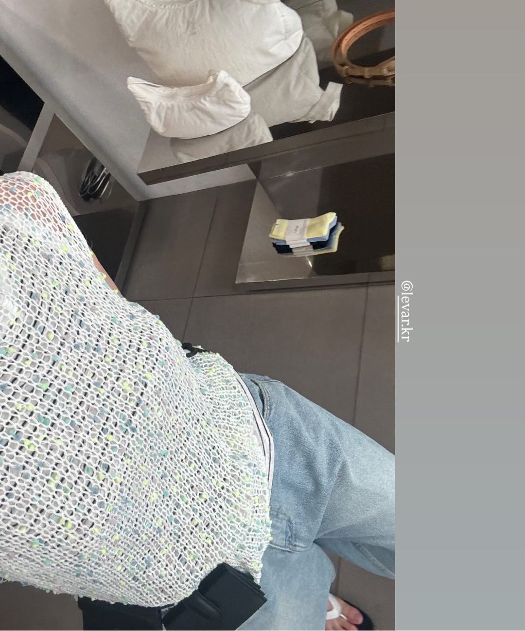 MUSINSA公式 | LEVAR Mini Wallet Leather Belt Bag - Black