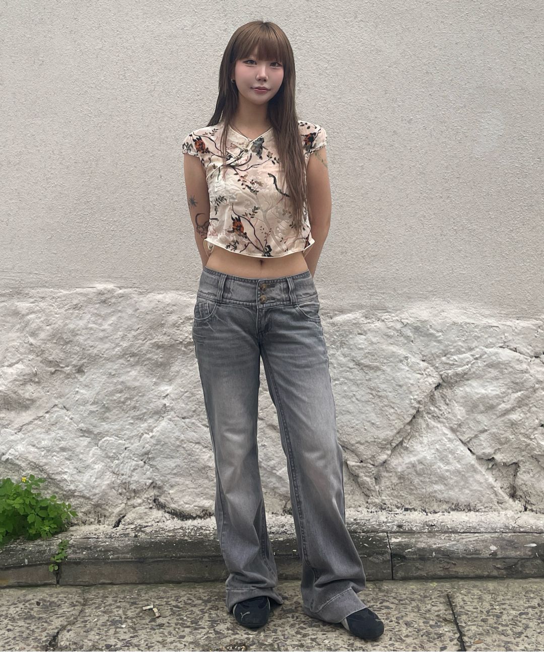스컬프터(SCULPTOR) Velvet Qipao Blouse Beige - 사이즈 & 후기 | 무신사