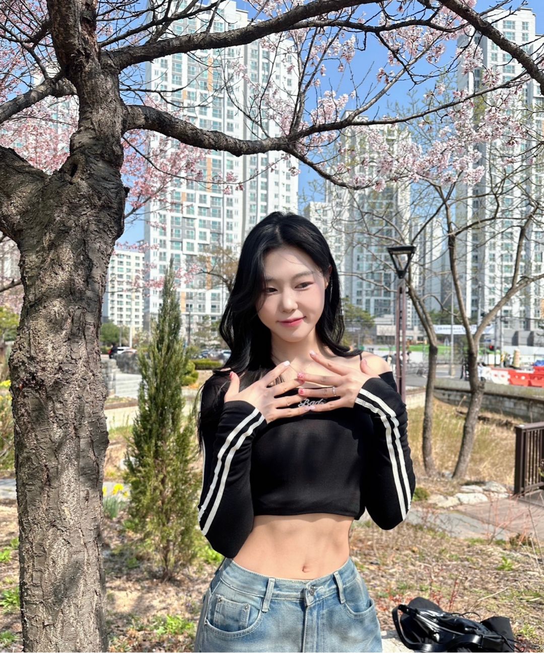 MUSINSA | BADBLOOD Barbara Off Shoulder Top - Black