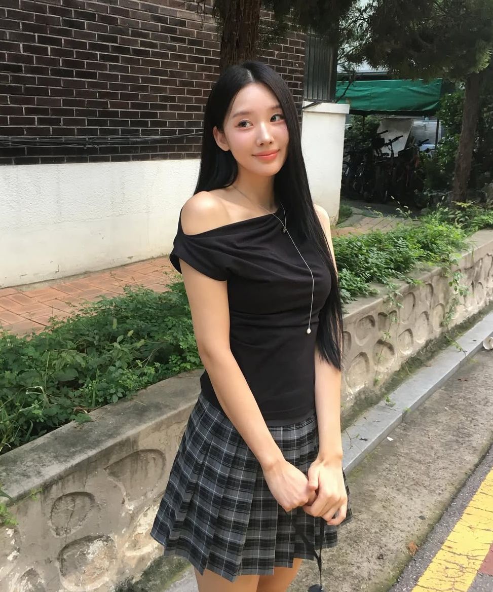 MUSINSA公式 | MISEKI SEOUL Pocket layered check skirt BLACK