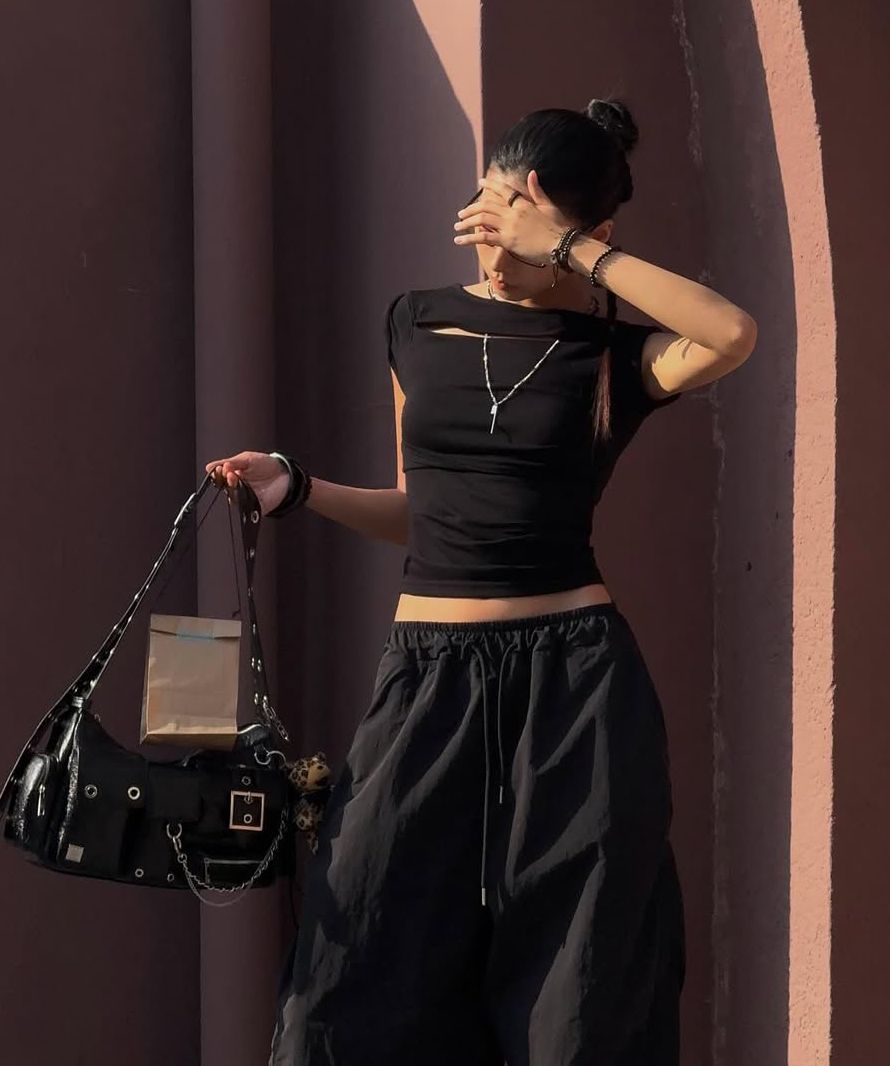 MUSINSA公式 | FLAREUP アシンメトリードレープロールアップTシャツ