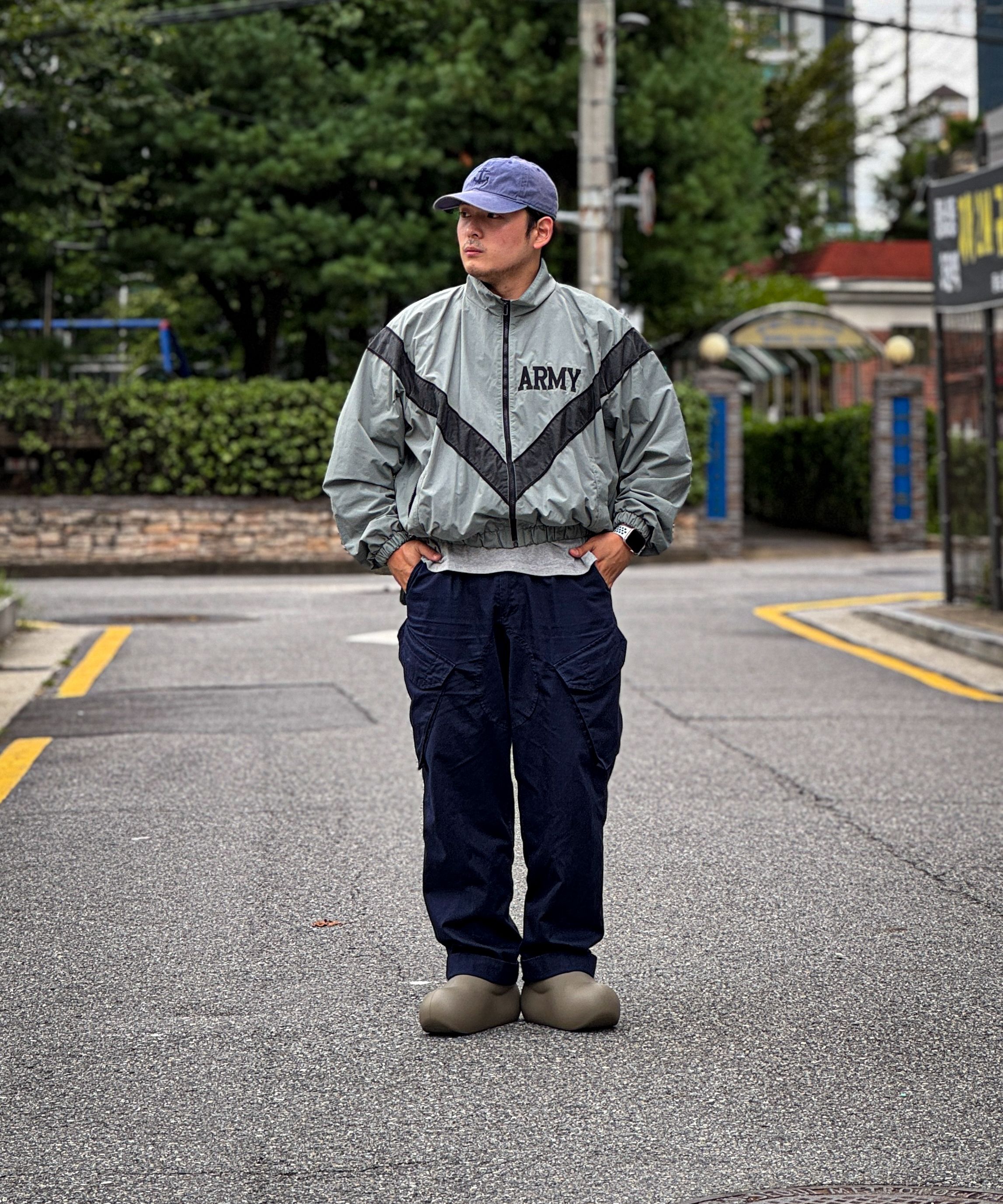 MUSINSA公式 | TAW&TOE Zerovity Murff Mud Khaki + Black Rose GWP