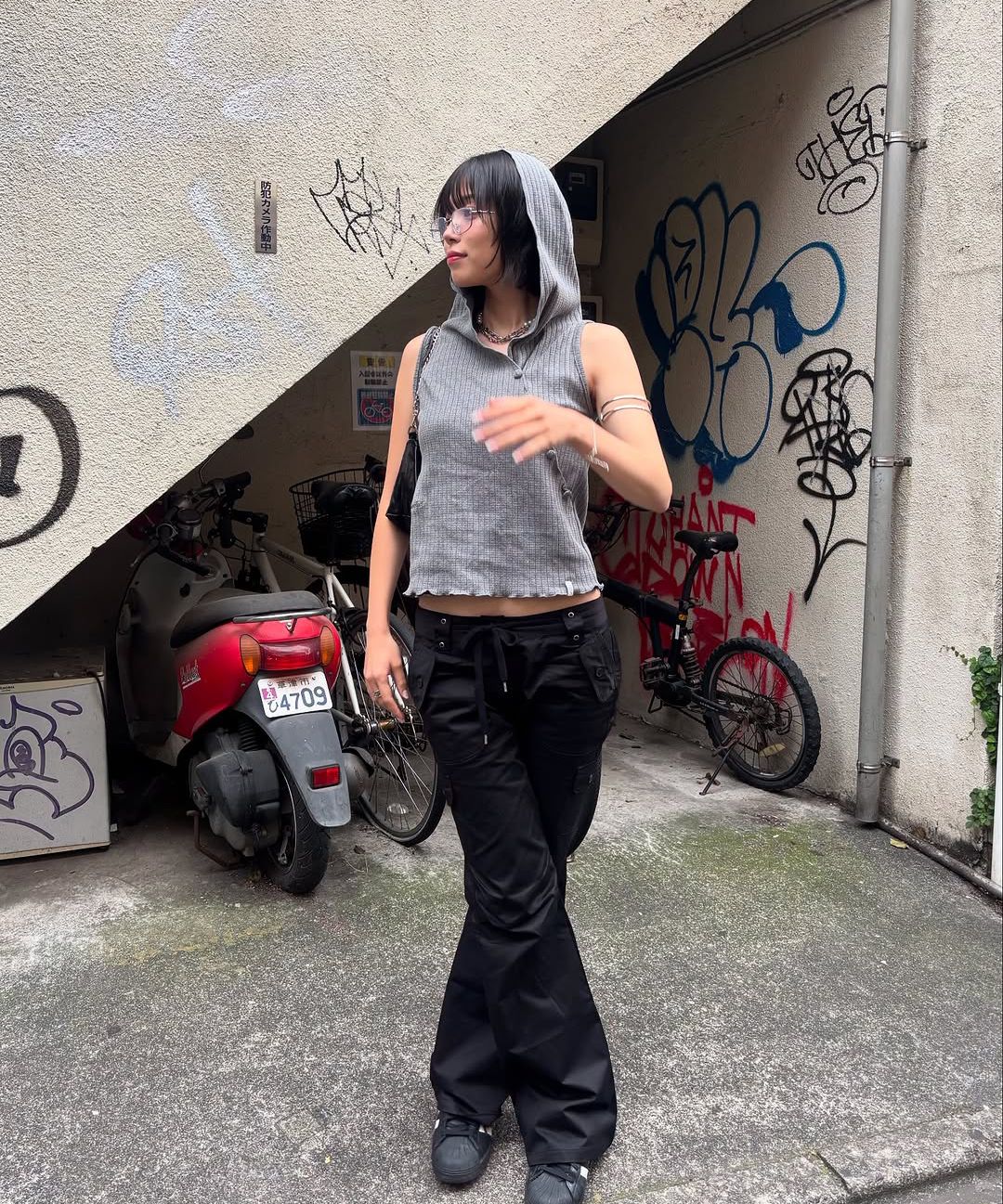 FANCY CLUB BUDDHAUL SLEEVELESS チャコール MUSINSA公式 | FANCY CLUB バードカウルスリーブレス (チャコール