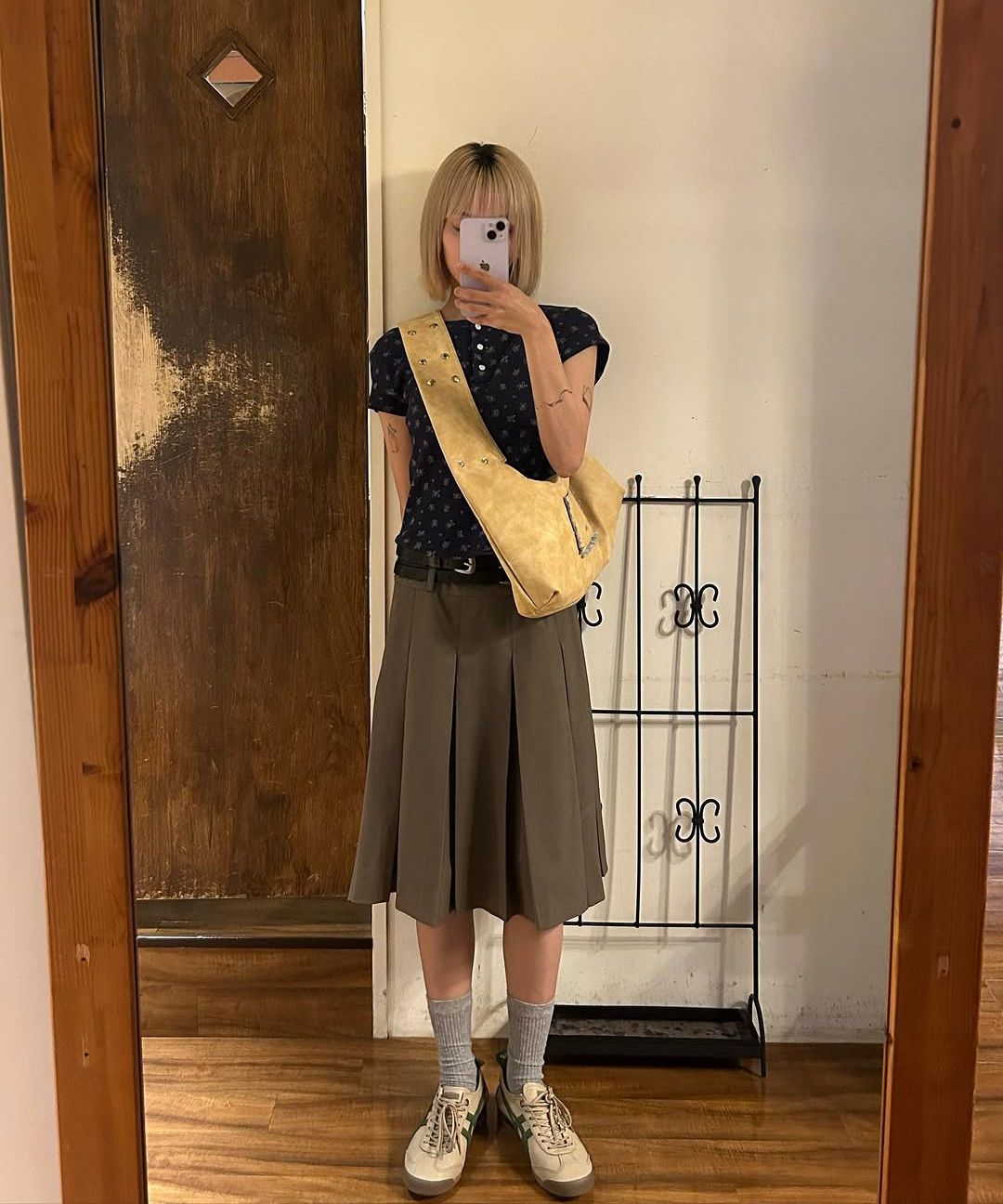 MUSINSA公式 | HIETA Tina / Butter