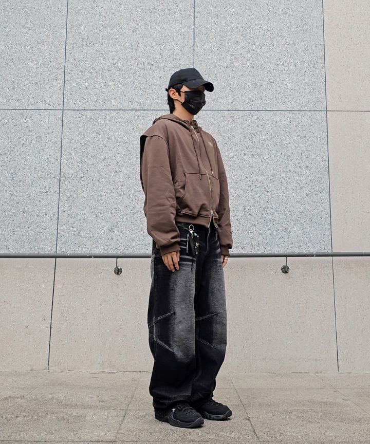 MUSINSA公式 | BLR Embossed Wave Washing Wide Denim Pants Black