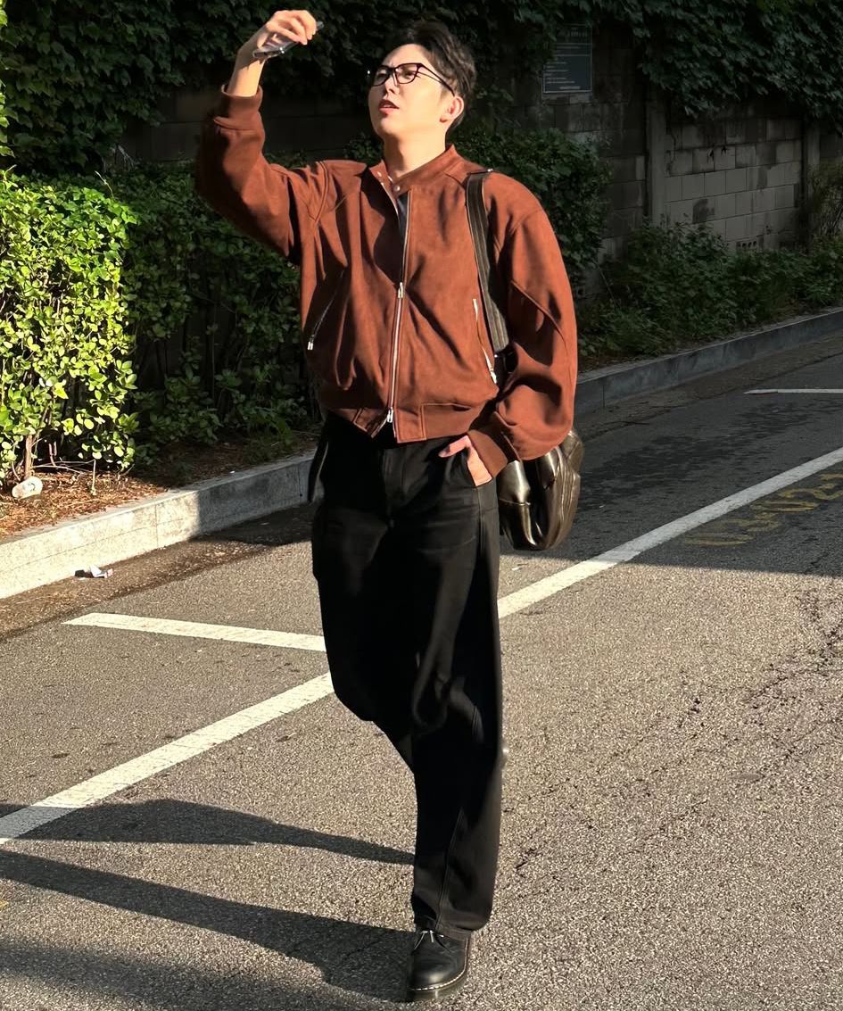 MUSINSA | DOFFJASON Paneled sporty leather jacket MOCHA