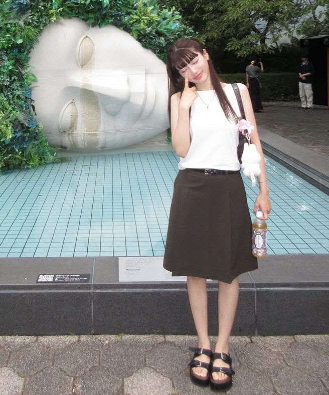 MUSINSA公式 | MUSINSA STANDARD WOMAN ウィメンズパネルスリットニー