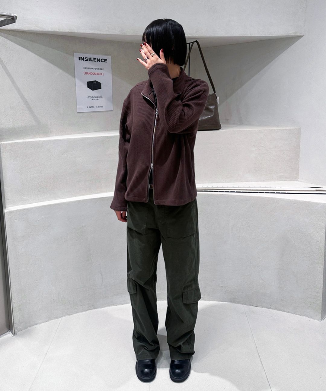 MUSINSA公式 | INSILENCE テクスチャージップアップジャケット ブラウン