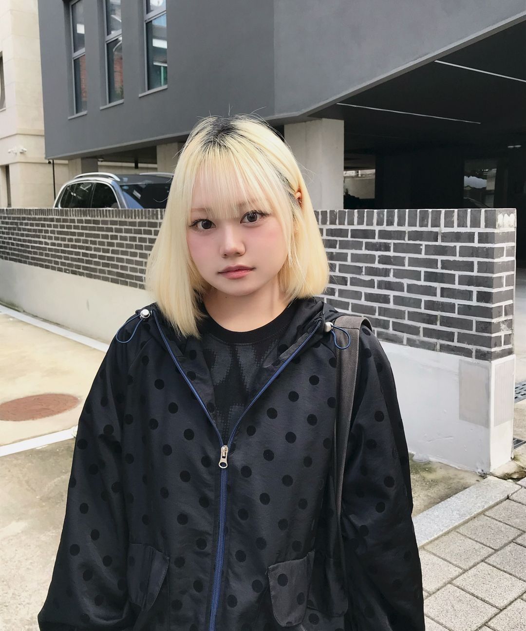 오헤시오(OHESHIO) dot frill hooded windbreaker jumper (black