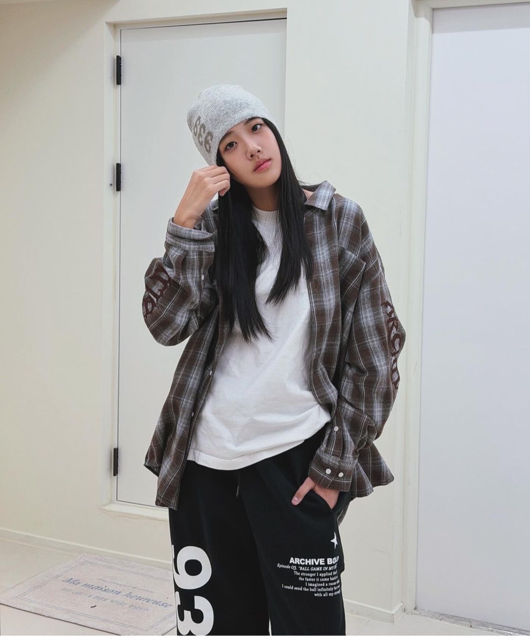 MUSINSA公式 | ARCHIVE BOLD 939 LOGO SWEAT PANTS_GRAY