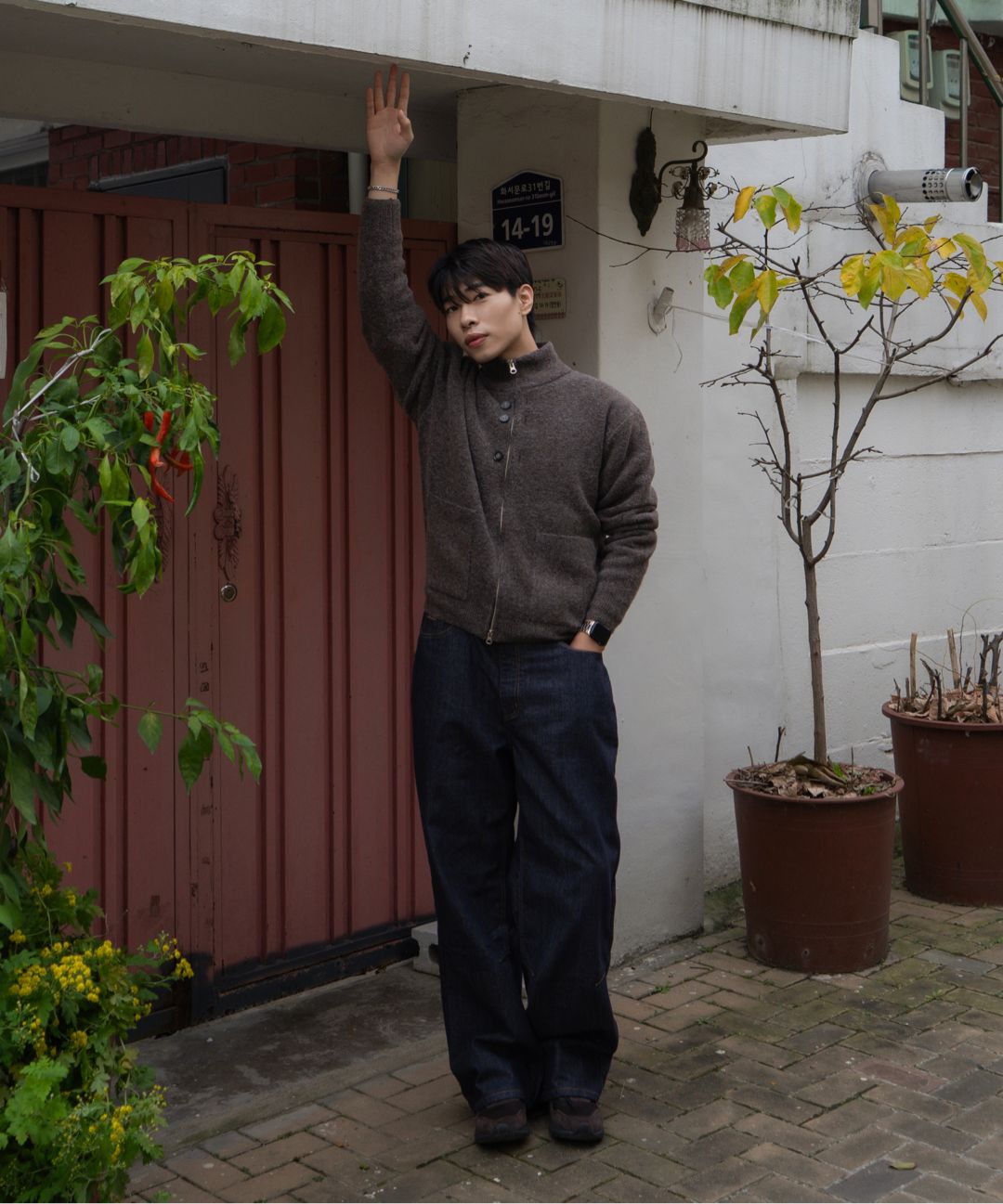 MUSINSA公式 | AAKAM Snake Printed Denim Pants (Black)