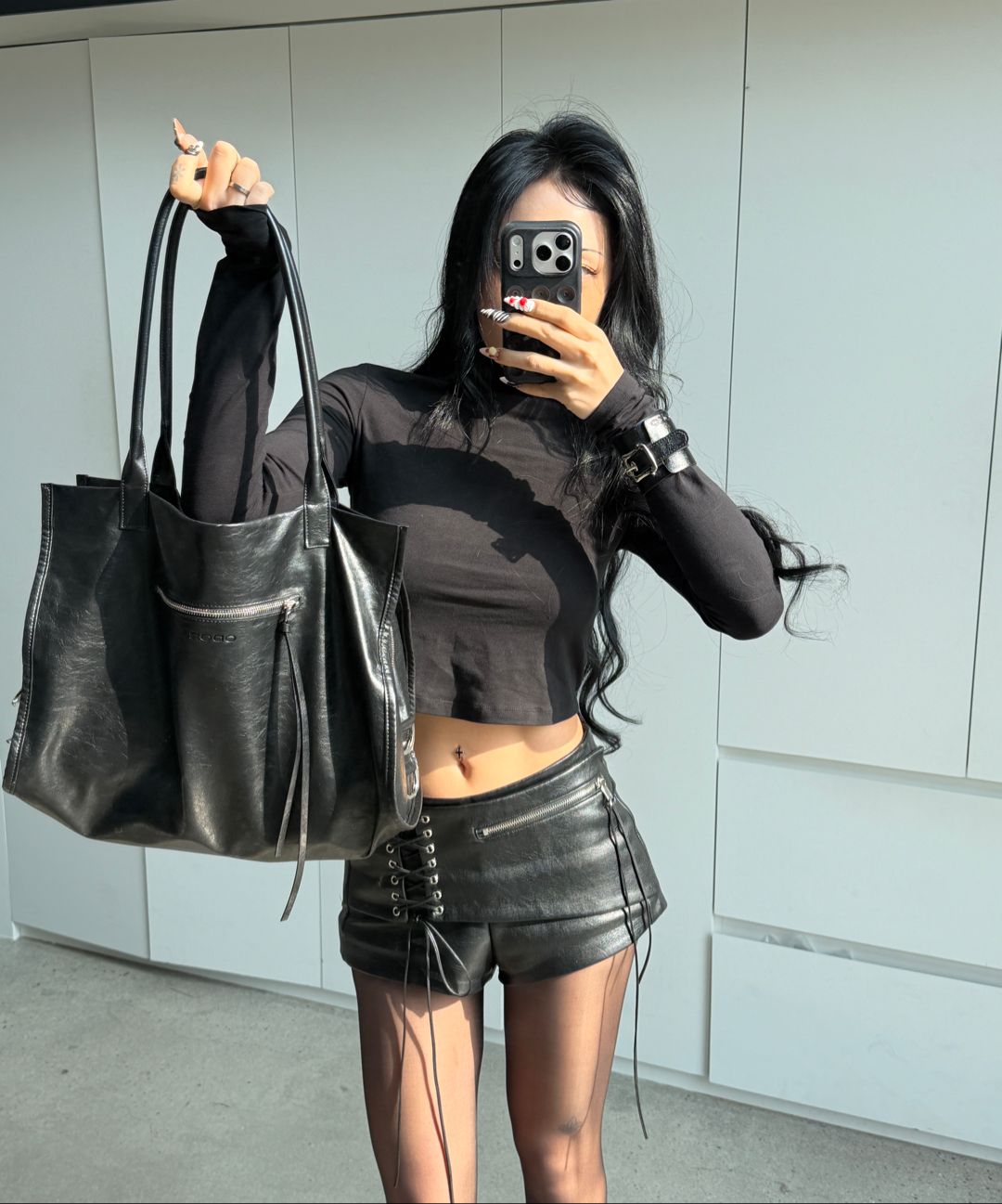 MUSINSA | ODOR Parel leather shorts