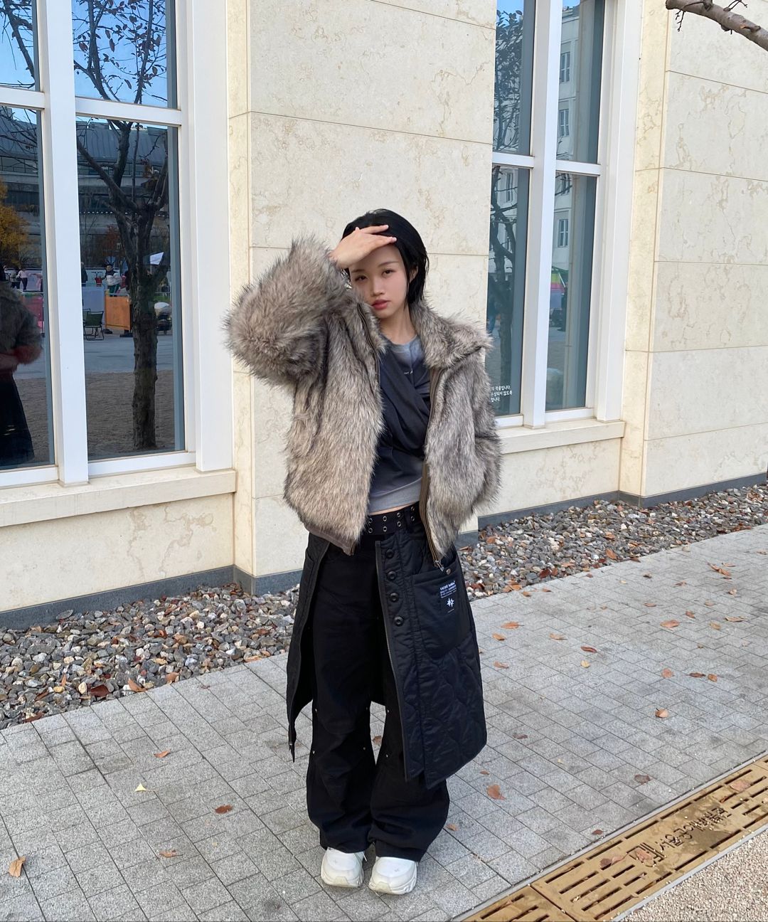 MUSINSA公式 | WELLBEING EXPRESS Fur Jacket Grey