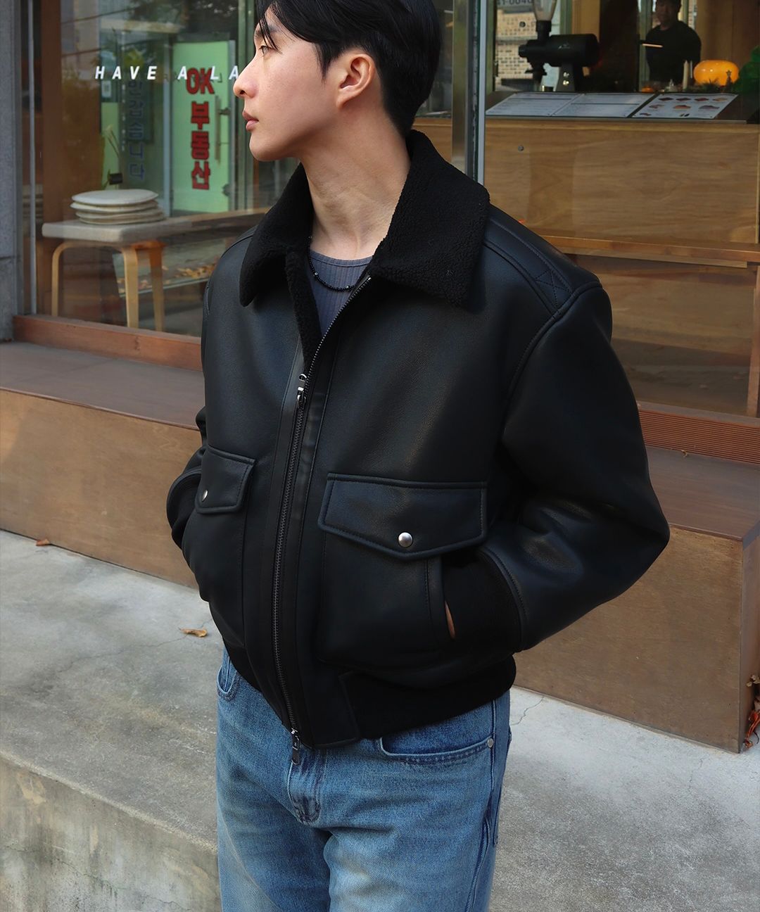 MUSINSA公式 | CONNECT KINLOCH A-2 ムートンボンバージャケット