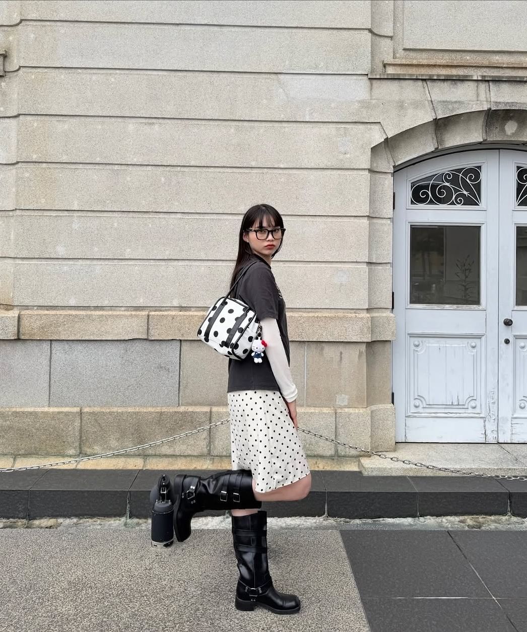 MUSINSA公式 | YEOMIM mini box bag (black dot)